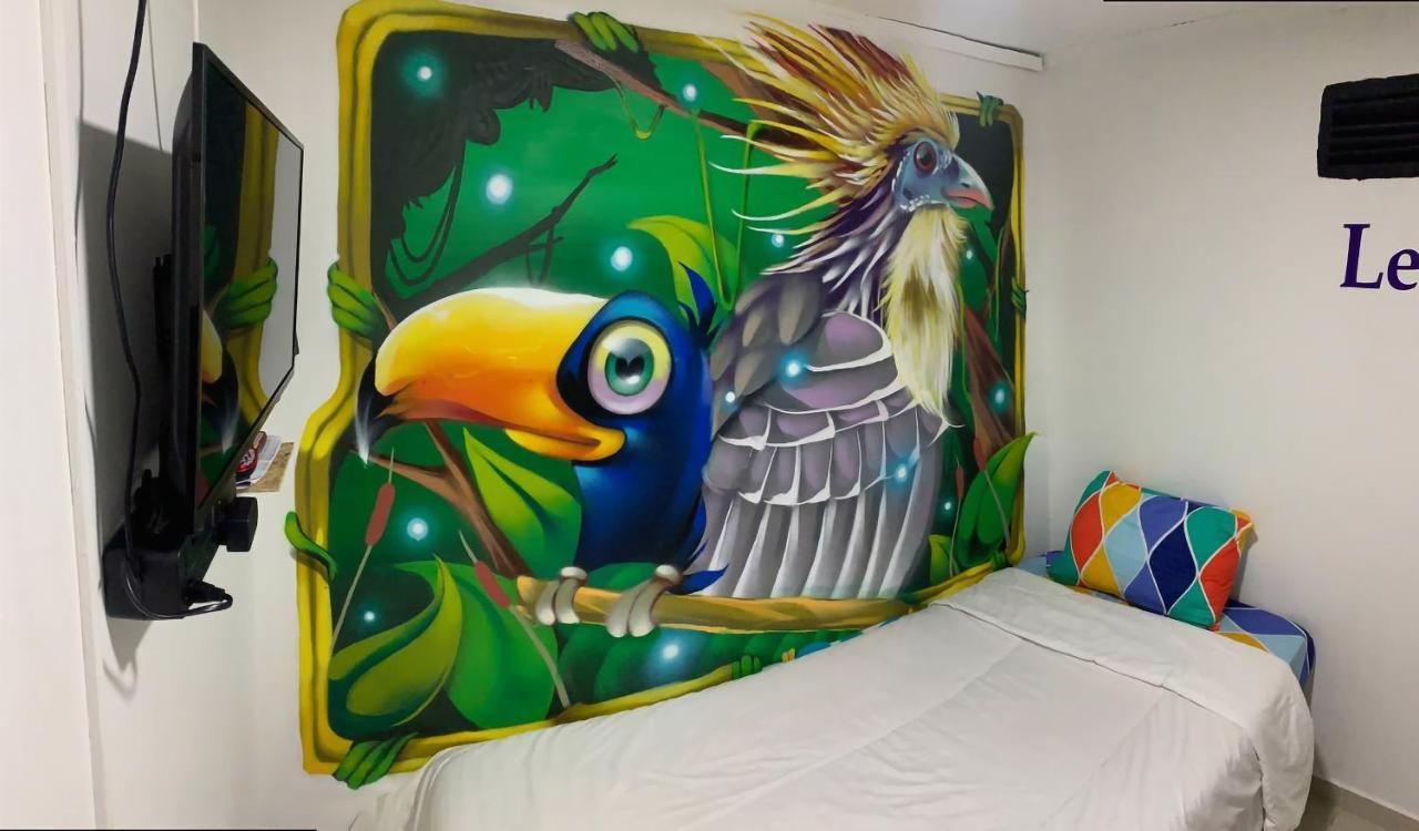 The Mural Hostel Bogotá Exteriör bild